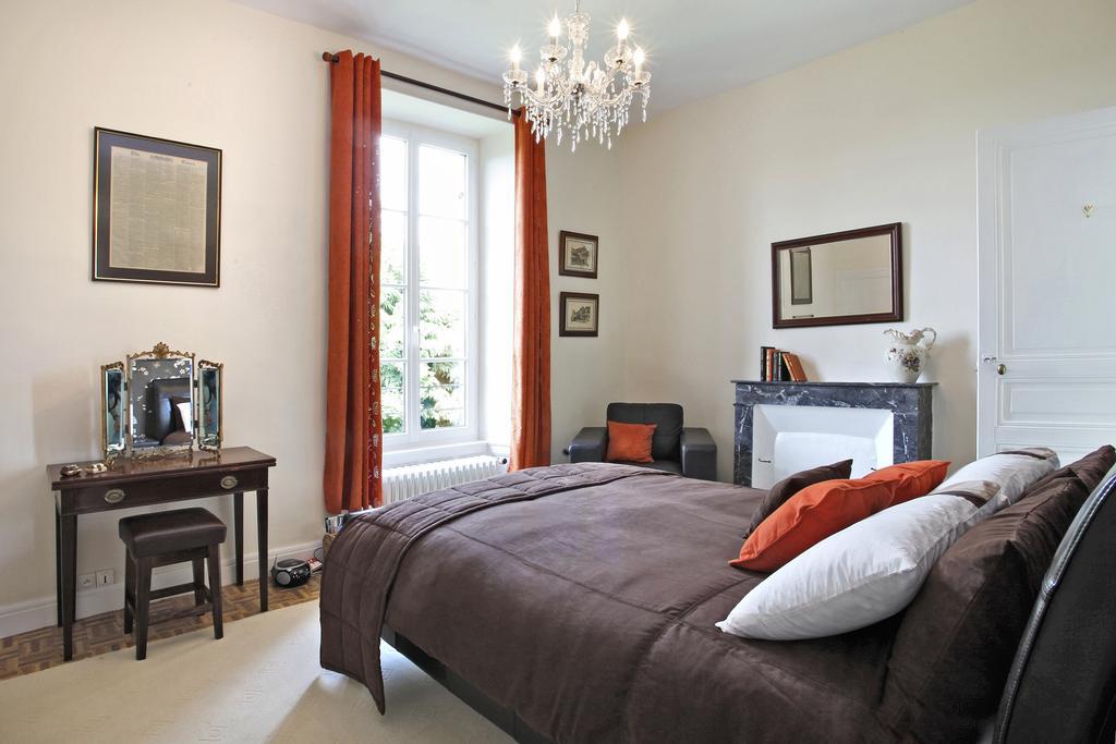 Le Presbytere Bed & Breakfast Saint-Bomer-les-Forges Exterior photo